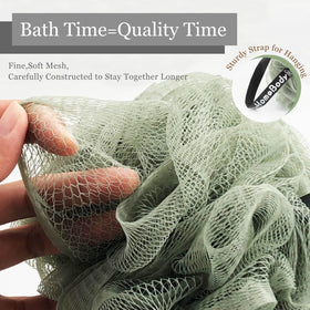 myHomeBody sponge held in hand showing 70g size and better coverage benefit