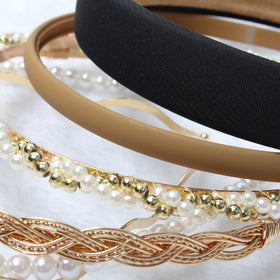naibirdr headbands beside a ruler illustrating accurate size and fit