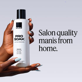 Nailboo in-use soaking fingers showing effective removal and time-saving benefit