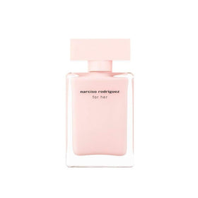 Narciso Rodriguez spray on wrist in lifestyle scene, demonstrates application and wearable benefit