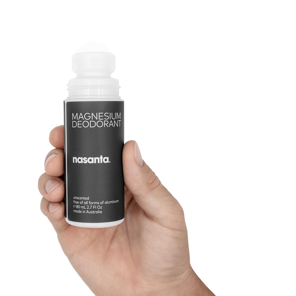 nasanta roll-on closeup of applicator ball highlighting smooth clear finish benefit