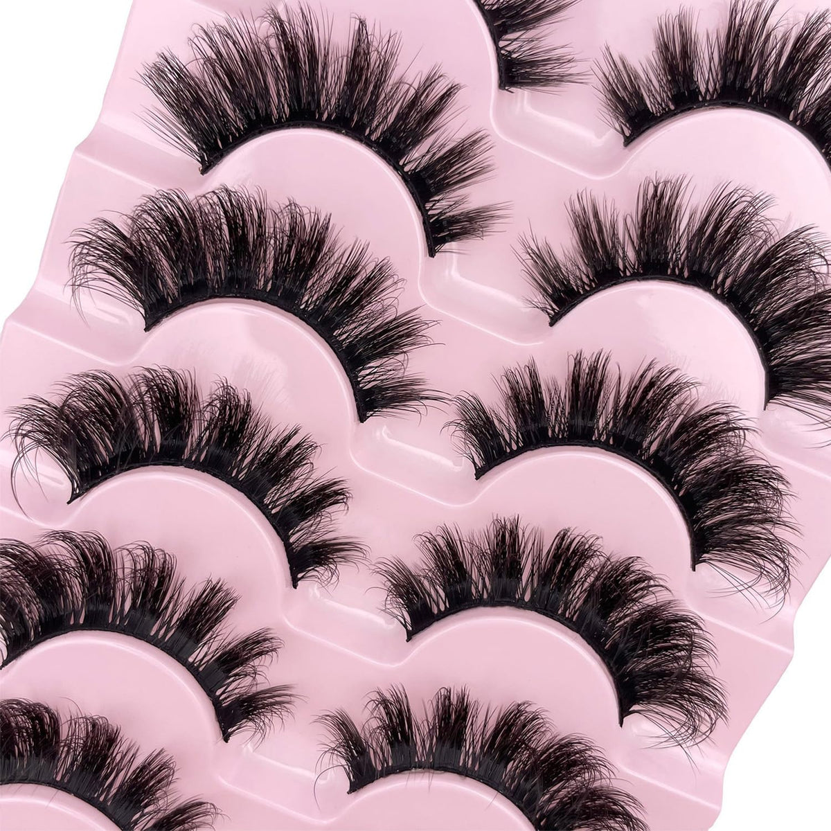 Natgluzie lashes worn on model demonstrating dramatic Russian D curl effect