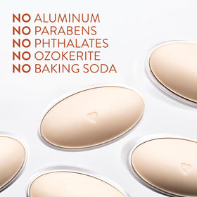 Native label close-up highlighting ingredient list and clean formulation benefits