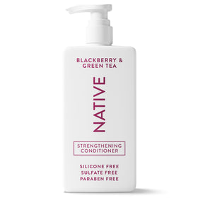 Native bottle front packaging showing blackberry green tea scent and size