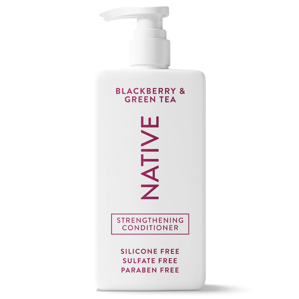 Native bottle front packaging showing blackberry green tea scent and size