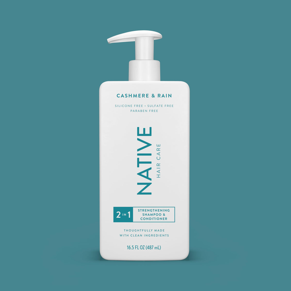 Native close-up texture of the 2-in-1 formula showing smooth consistency