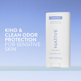 Native back label close-up listing ingredients and clean formula benefits