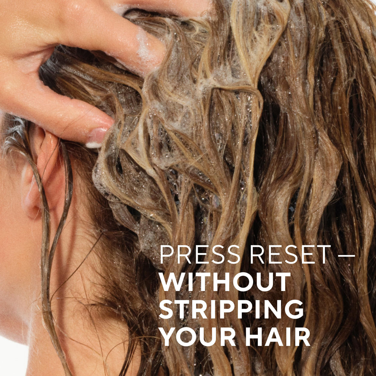Native shampoo pouring into hand to show easy-dispense benefit