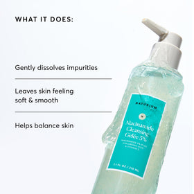 Naturium pump dispensing gelée to demonstrate easy, controlled application