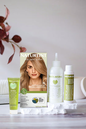 Naturtint tube and developer close-up showing easy mix benefit