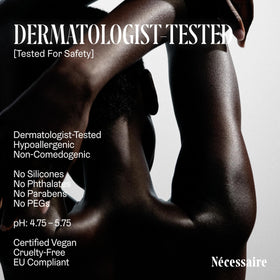 Nécessaire being applied to leg delivering smoothing and firming benefits