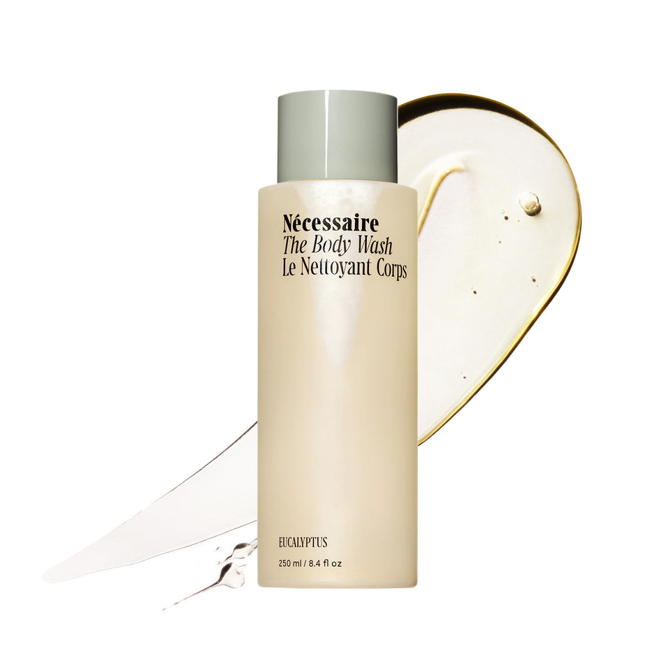 Nécessaire front bottle showing eucalyptus shower gel and clean packaging benefit
