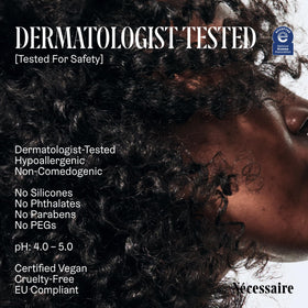 Nécessaire conditioner applied to wet hair in shower for scalp soothing benefit