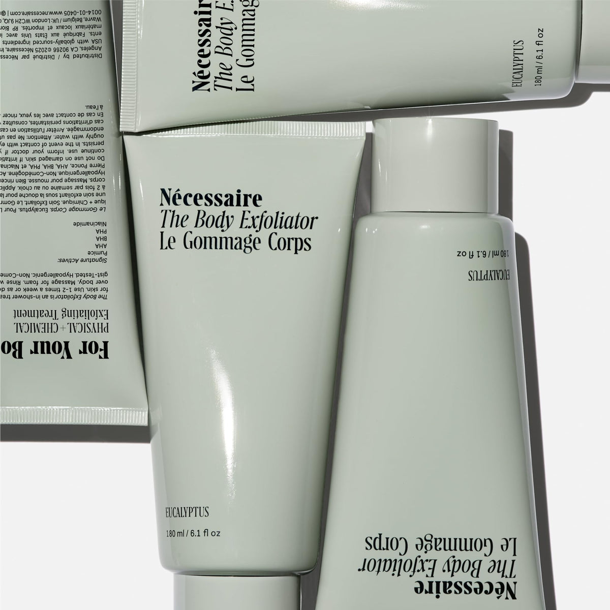 Nécessaire volcanic pumice granules detail highlighting effective buffing
