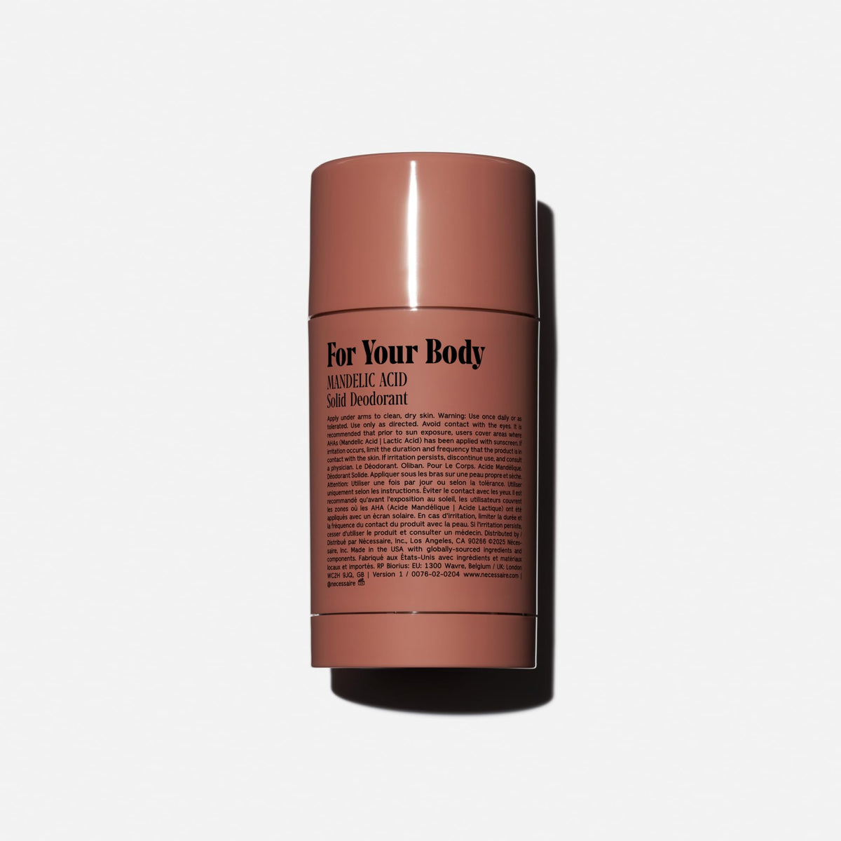 Nécessaire deodorant with cap off revealing product stick for easy application