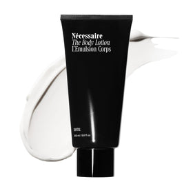 Nécessaire front bottle showing clean design and clear product identity