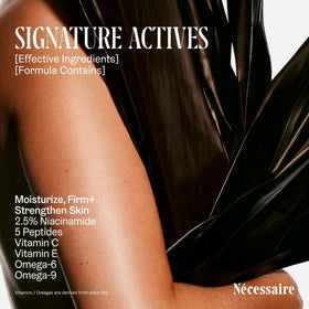 Nécessaire in-hand application demonstrating quick absorption benefit