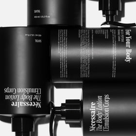 Nécessaire pump close-up highlighting dispenser and easy one-handed use benefit