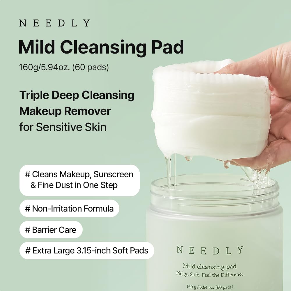NEEDLY grid-embossed pad close-up lifting makeup effectively