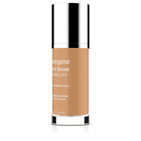 Neutrogena worn by model outdoors illustrating fresh daytime radiance