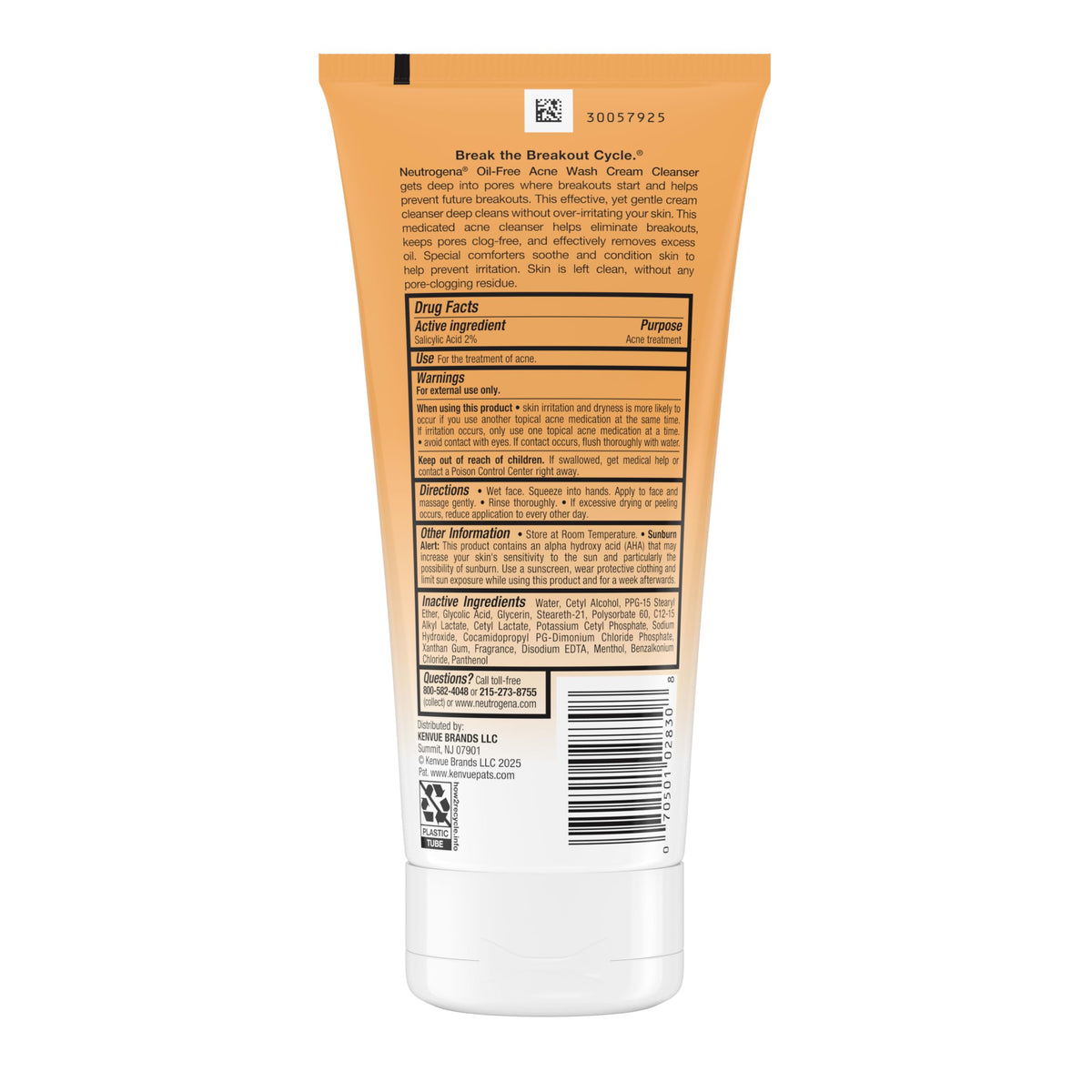 Neutrogena lather on skin demonstration highlighting effective oil and dirt removal