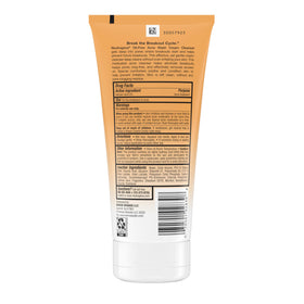 Neutrogena lather on skin demonstration highlighting effective oil and dirt removal