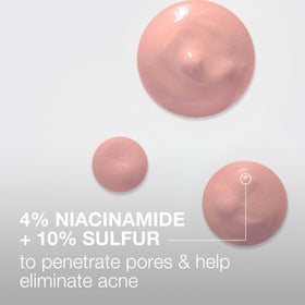Neutrogena close-up of lotion texture showing lightweight formula that dries blemishes