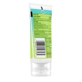 Neutrogena gel absorbing into skin delivering immediate cooling