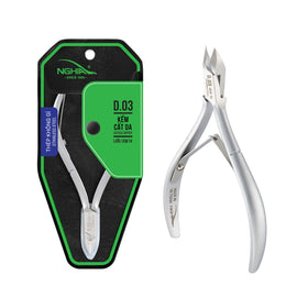 Nghia cuticle nipper front view showing balanced grey-plated finish and professional look
