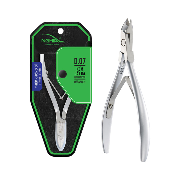 Nghia cuticle nipper front view showing ergonomic shape and professional look