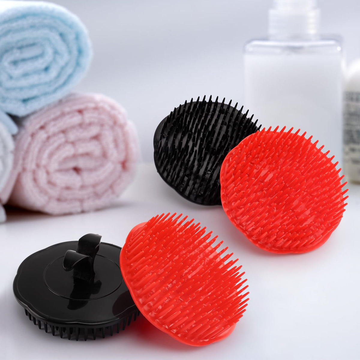 NICEMOVIC brushes stored to dry on shelf highlighting quick-dry hygienic advantage