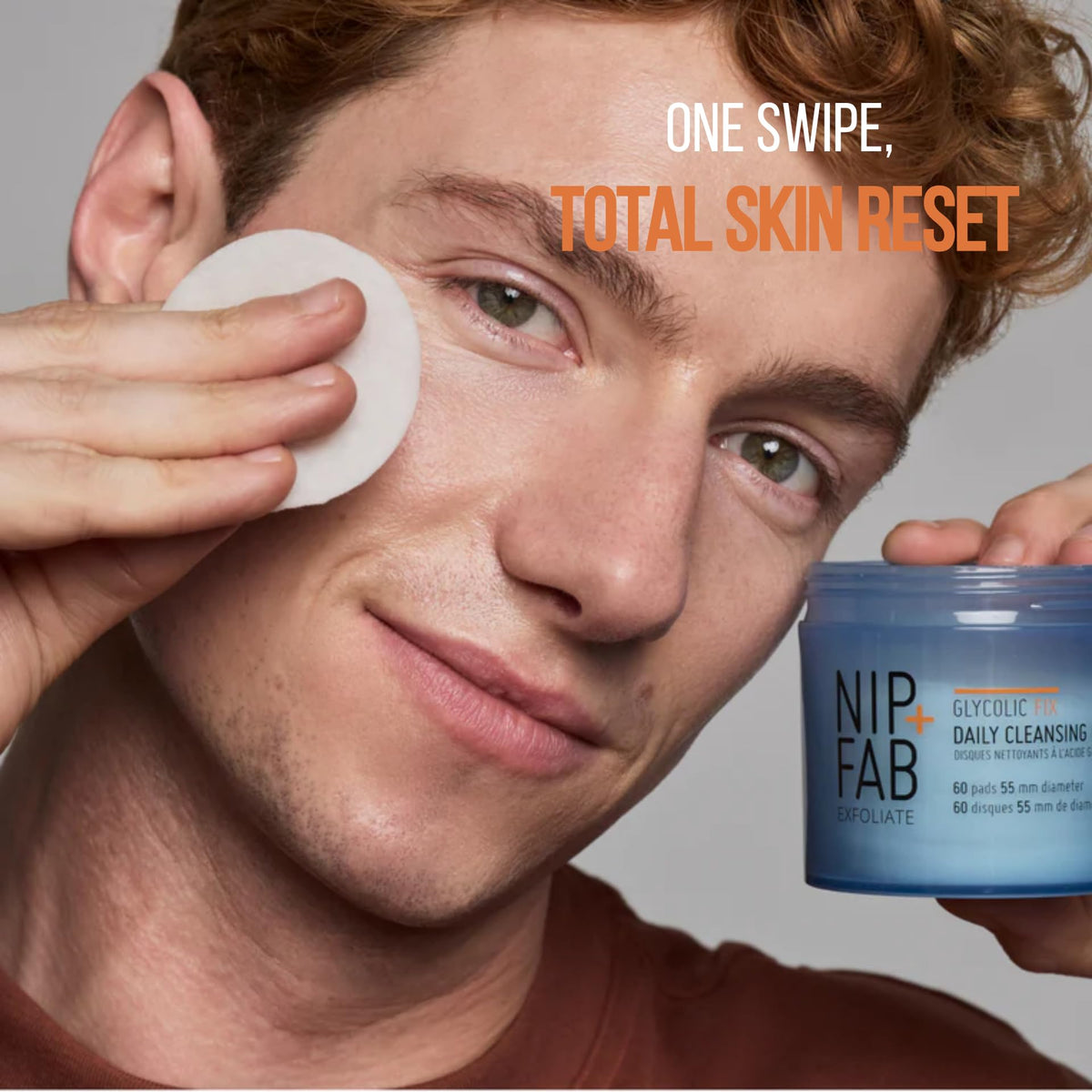 NIP+FAB single pad saturated with solution highlighting active AHA hydration benefits