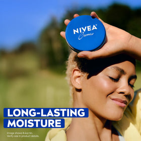 NIVEA jar with Provitamin B5 focus highlighting nourishing ingredient benefits