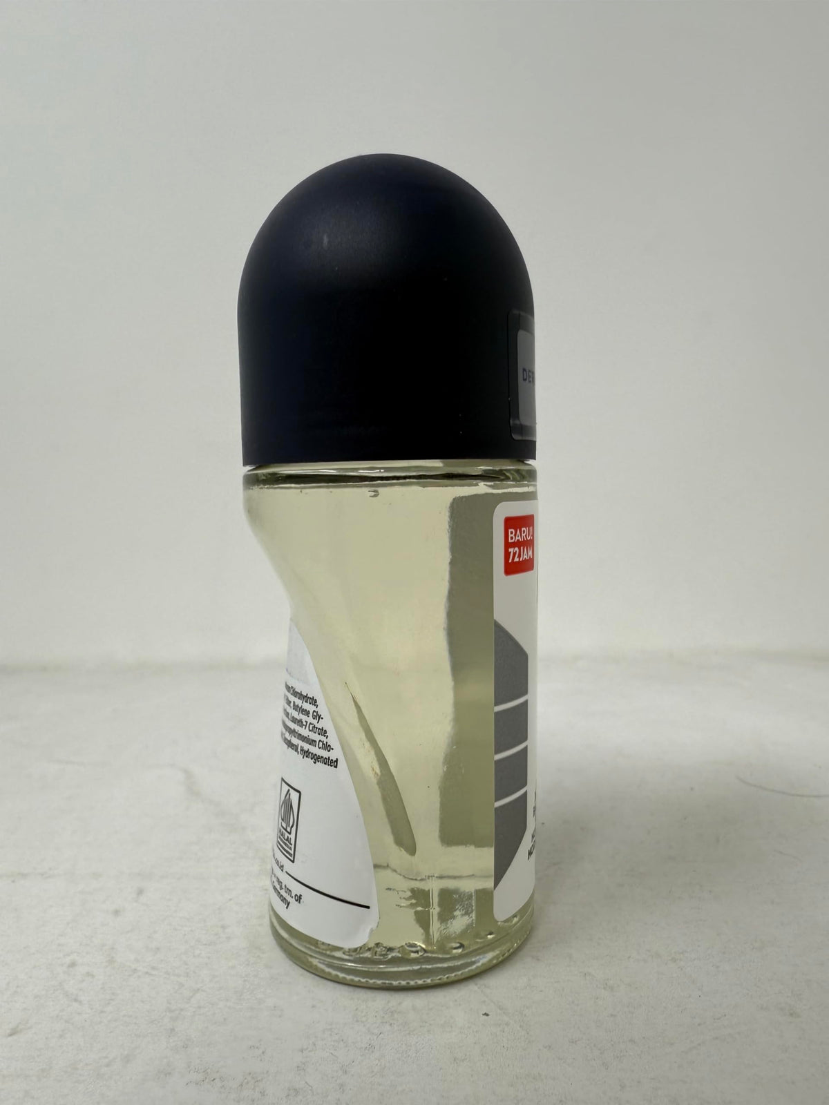 NIVEA Men roll-on placed in gym bag next to toiletries for convenience
