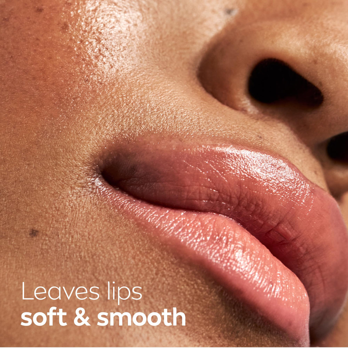 Visual of shea butter and oils with NIVEA to emphasize nourishing formula