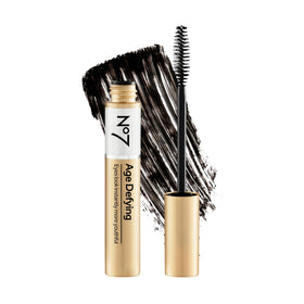 No7 front packaging showing tube and label with clear product identity and appeal