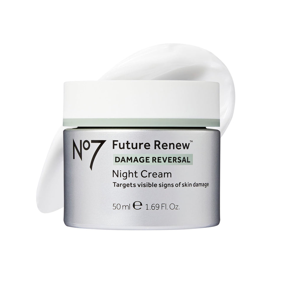 No7 jar front view showing brand and product in clear focus for recognition