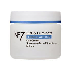 No7 front jar showing product branding and container for easy identification and trust