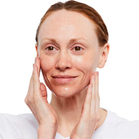 No7 cleanser in hand being massaged into skin to show easy application benefit