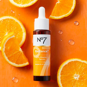 No7 gel texture on fingertip illustrating lightweight absorption and glow