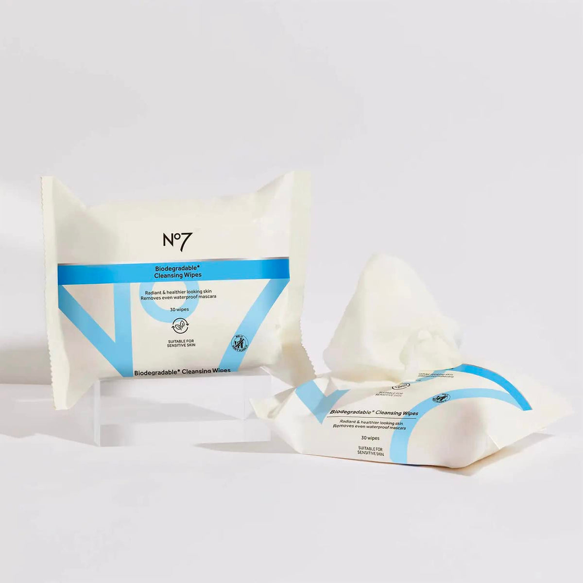 No7 wipe removing waterproof mascara demonstrating effective makeup removal