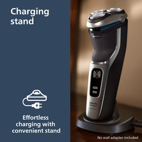 Norelco 3900 ComfortCut blades detail highlighting hypoallergenic steel and smooth glide