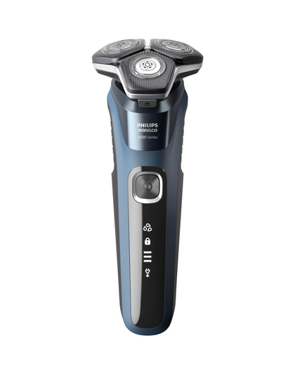 Norelco shaver 5400 front angled view showing ergonomic grip and design benefit convenience