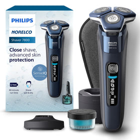 Norelco shaver 7800 front view showing ergonomic grip and controls for comfortable handling