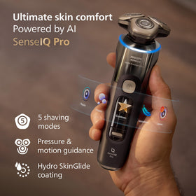 Philips Norelco i9000 display and smartphone app showing Bluetooth customization and mode selection
