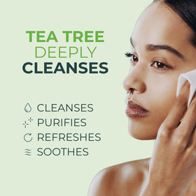 NOVEHA applying gel to eyelid and lash line for gentle cleansing