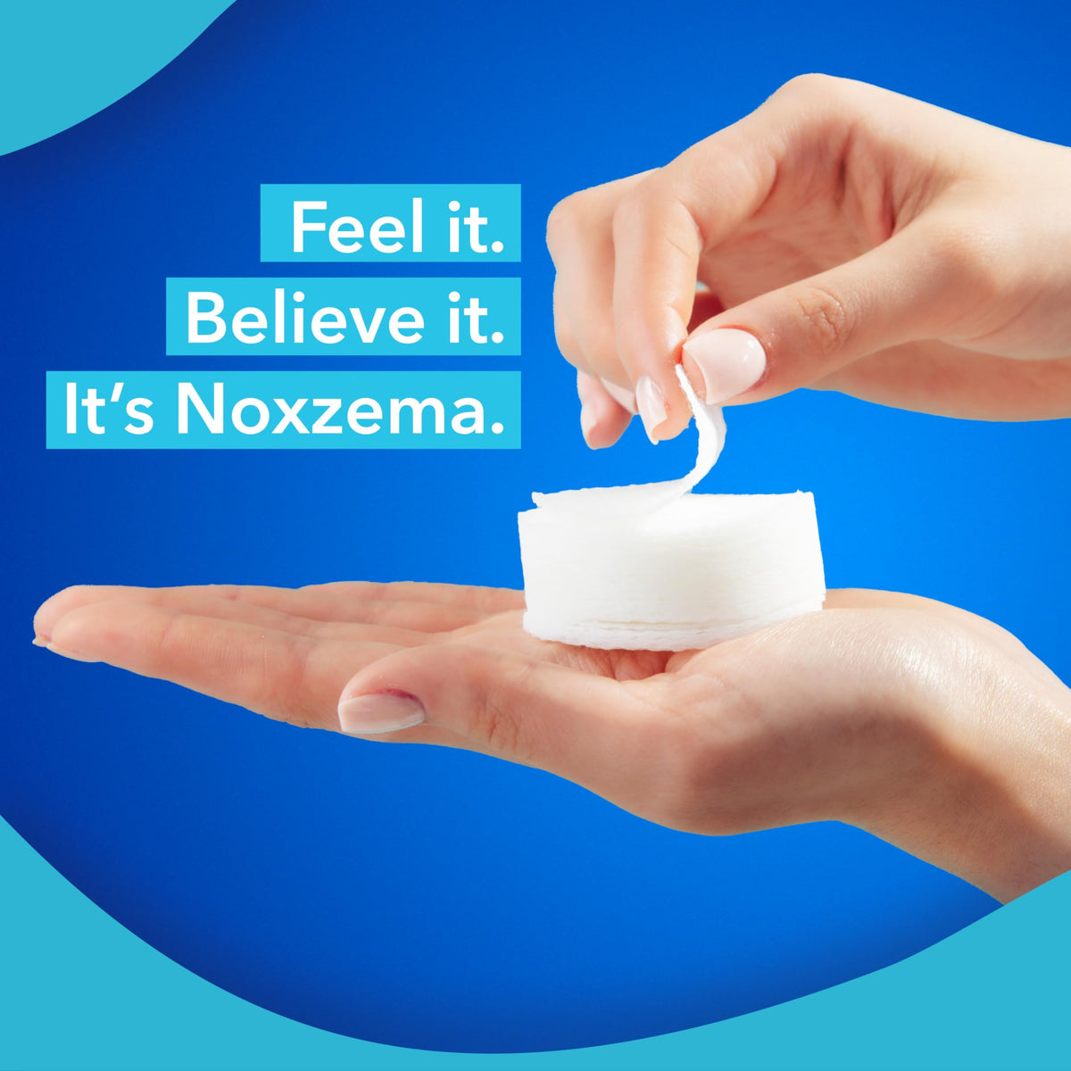 Closeup of Noxzema ingredient label highlighting 2% salicylic acid benefit