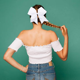 OAOLEER close-up of grosgrain ribbon texture highlighting durable, structured bow shape