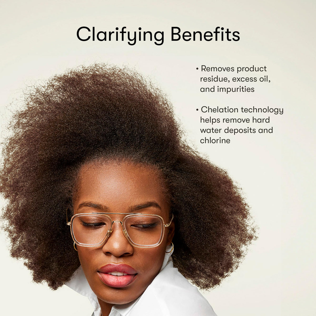 Odele shampoo in hand usage showing how much to apply for weekly cleanse