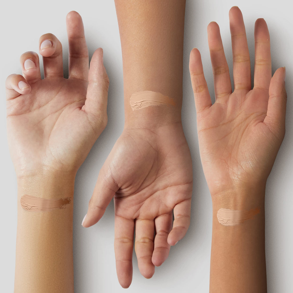 OETUIOW application patting on mature skin for smoothing effect